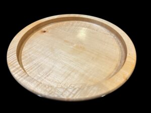 Handgedrechselte Schale aus Ahorn